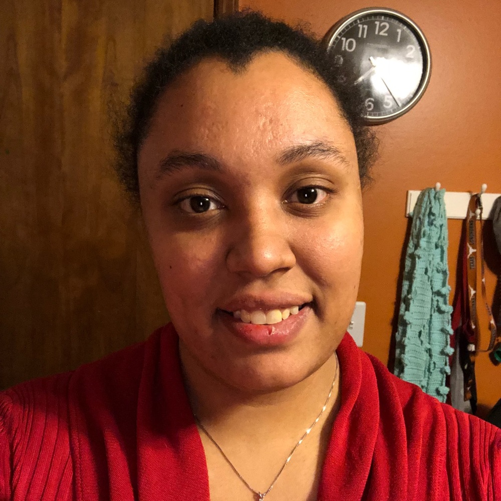 Meet your Posher, Lexi